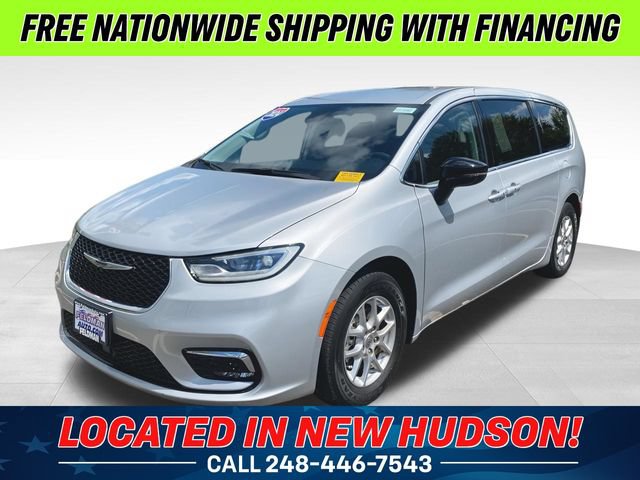 Used 2024 Chrysler Pacifica Touring-L