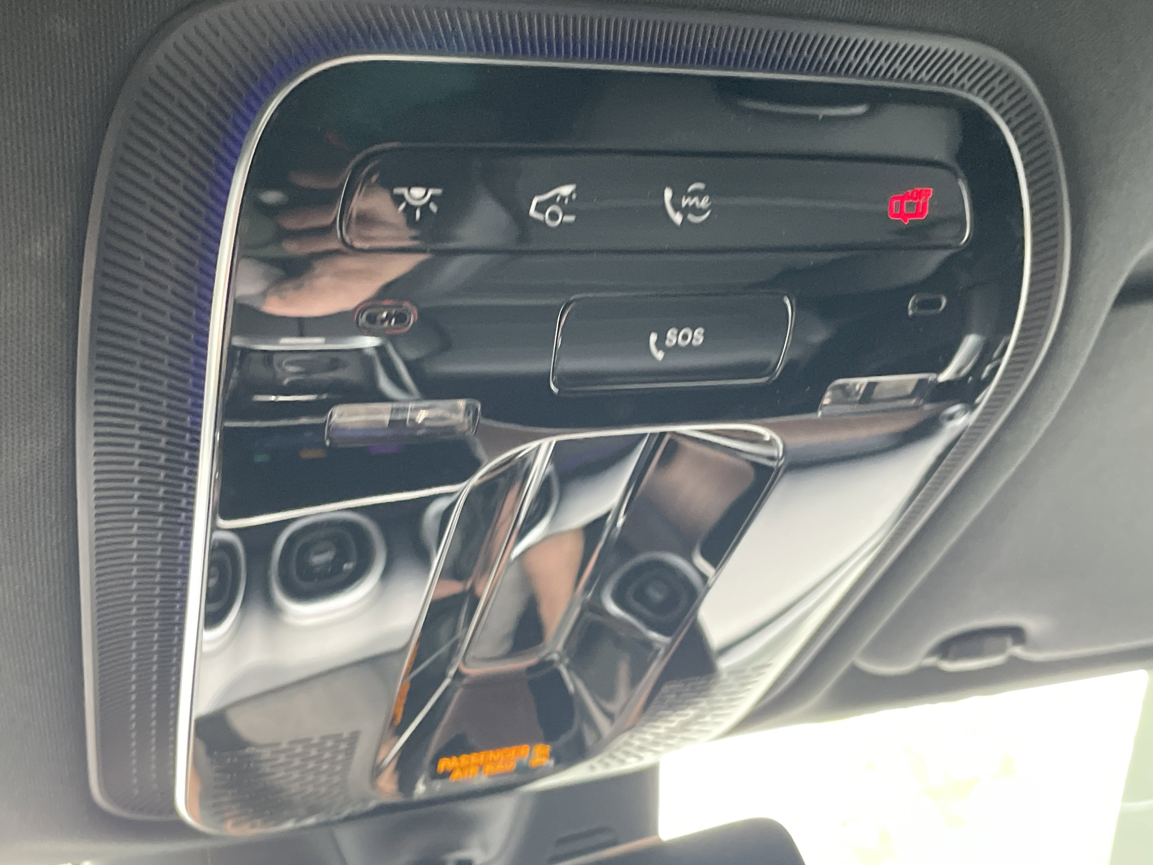 2025 Mercedes-Benz GLC 300