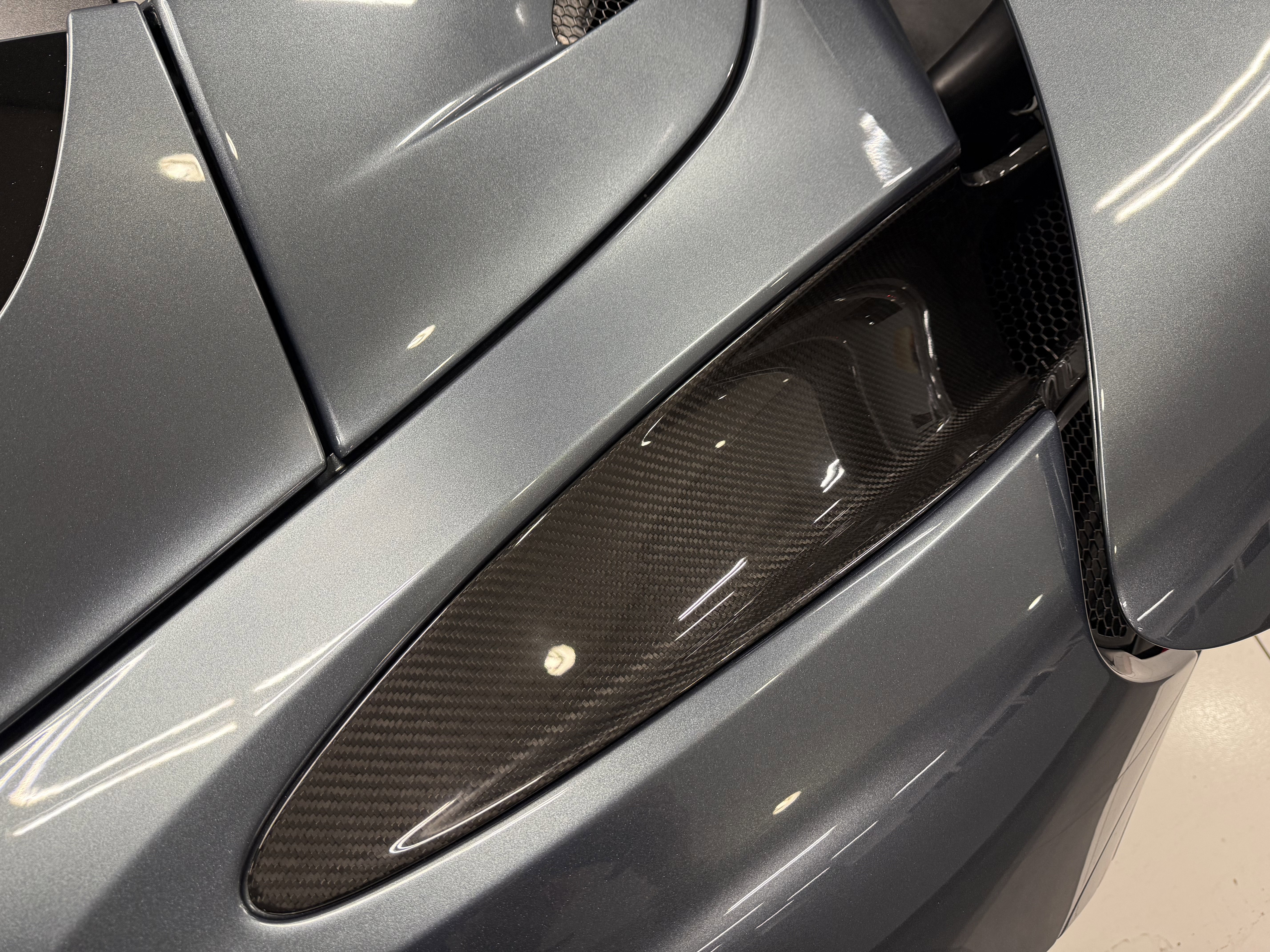 Used 2020 McLaren 720S Spider photo 8