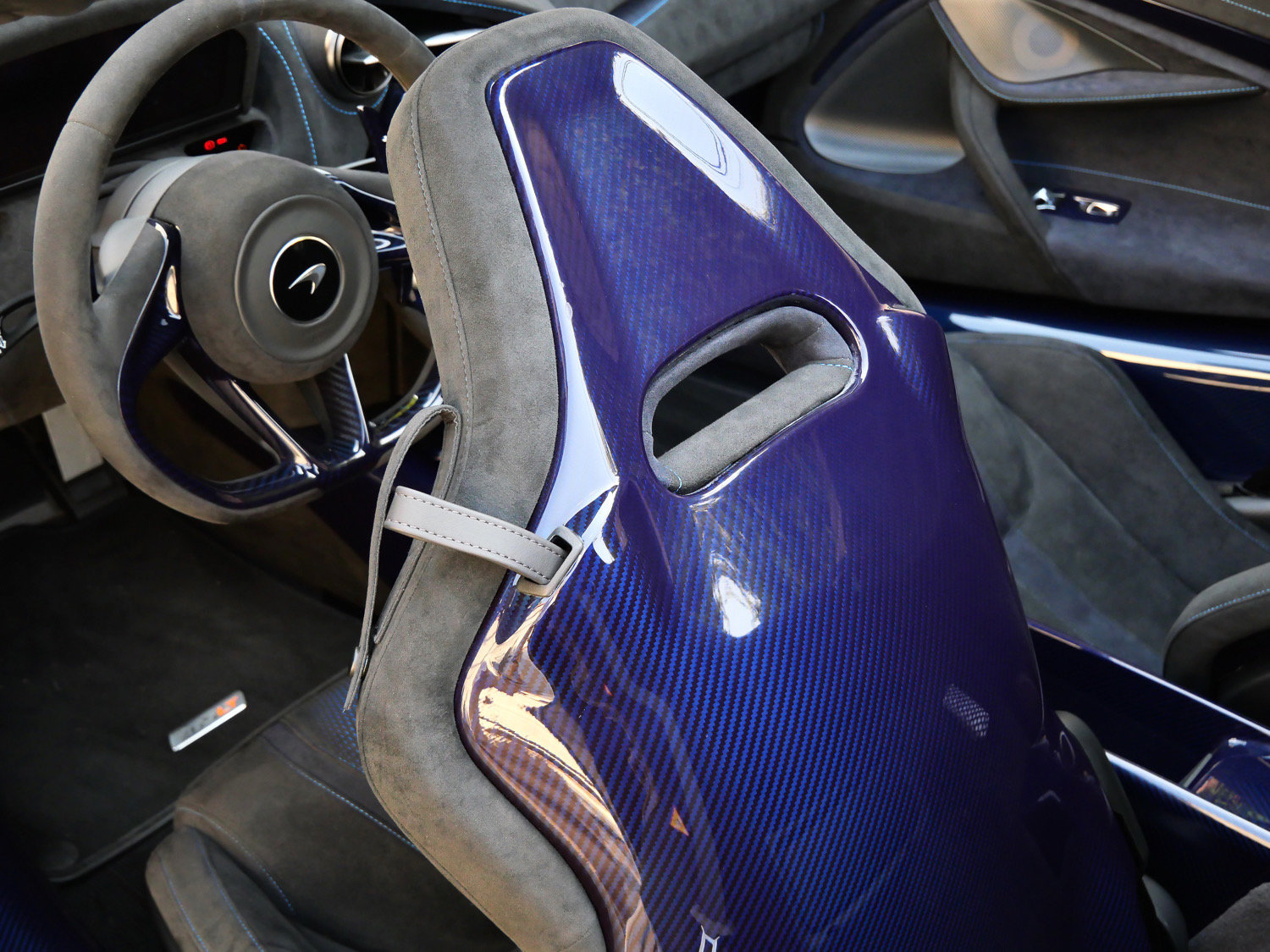 Used 2022 McLaren 765LT photo 19