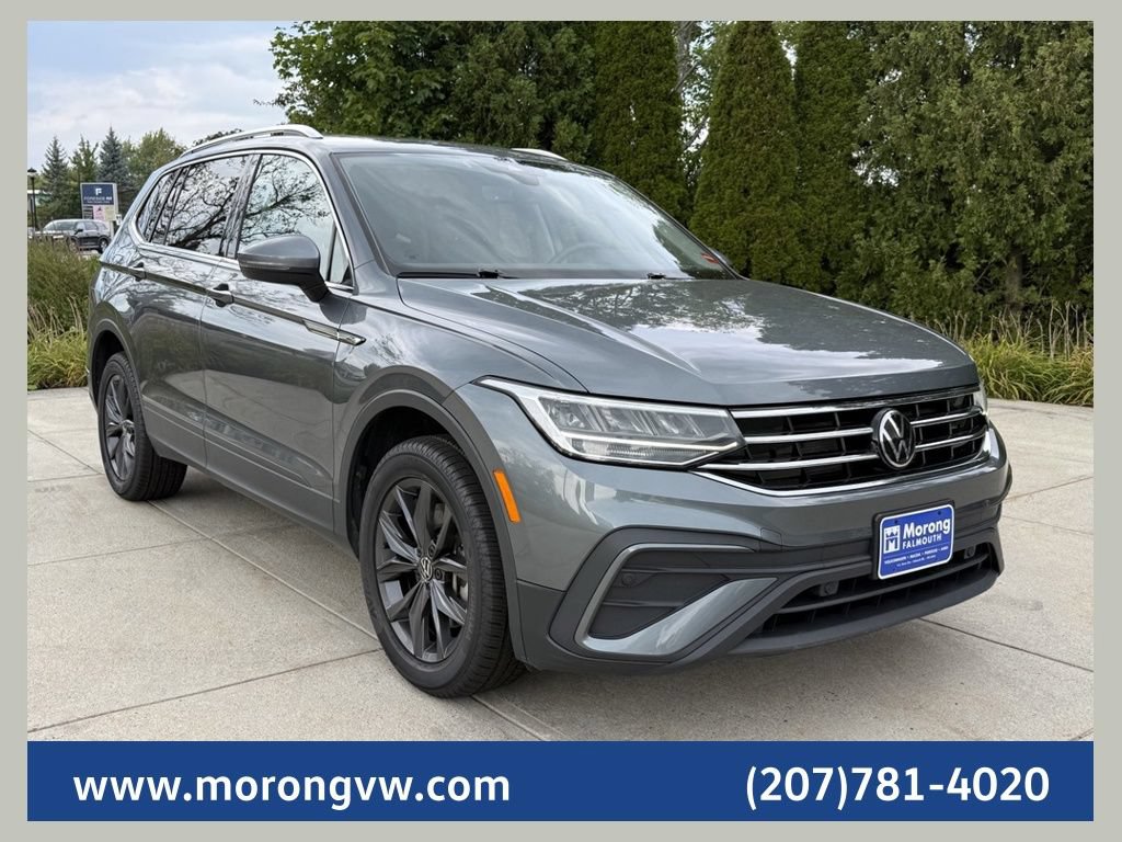 Used 2023 Volkswagen Tiguan SE w/ Panoramic Sunroof Package