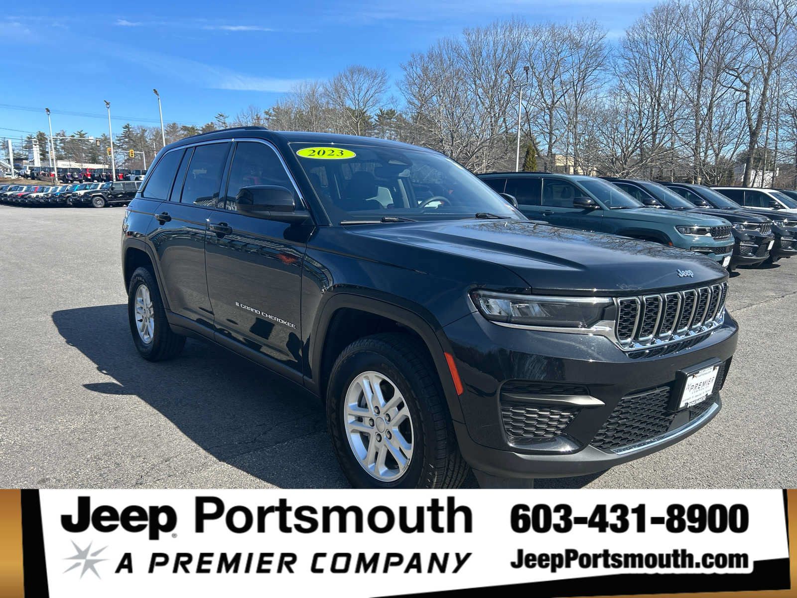 Used 2023 Jeep Grand Cherokee Laredo