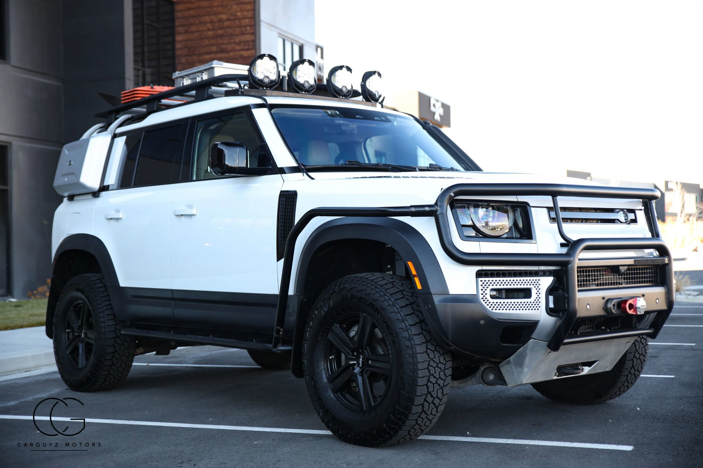 2021 Land Rover Defender 110 SE