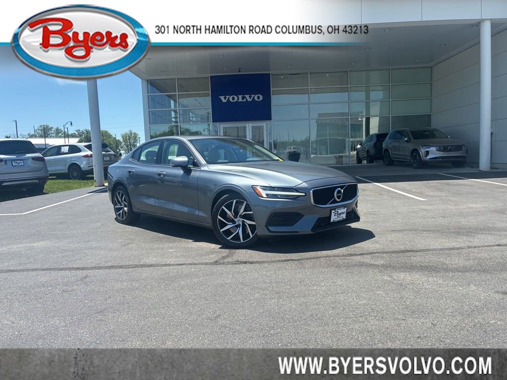 Used 2019 Volvo S60 T6 Momentum w/ Premium Package