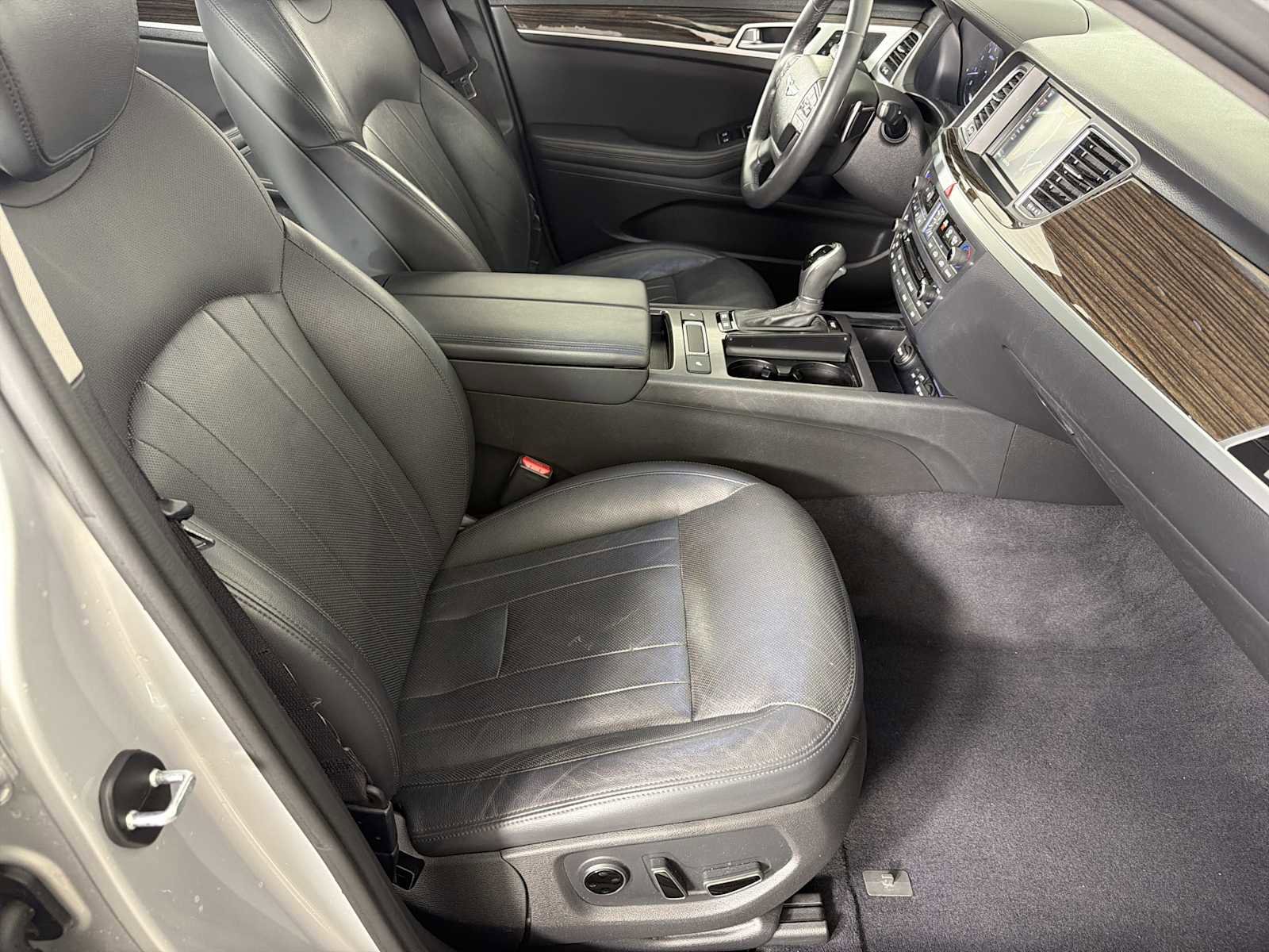 2017 Genesis G80 3.8