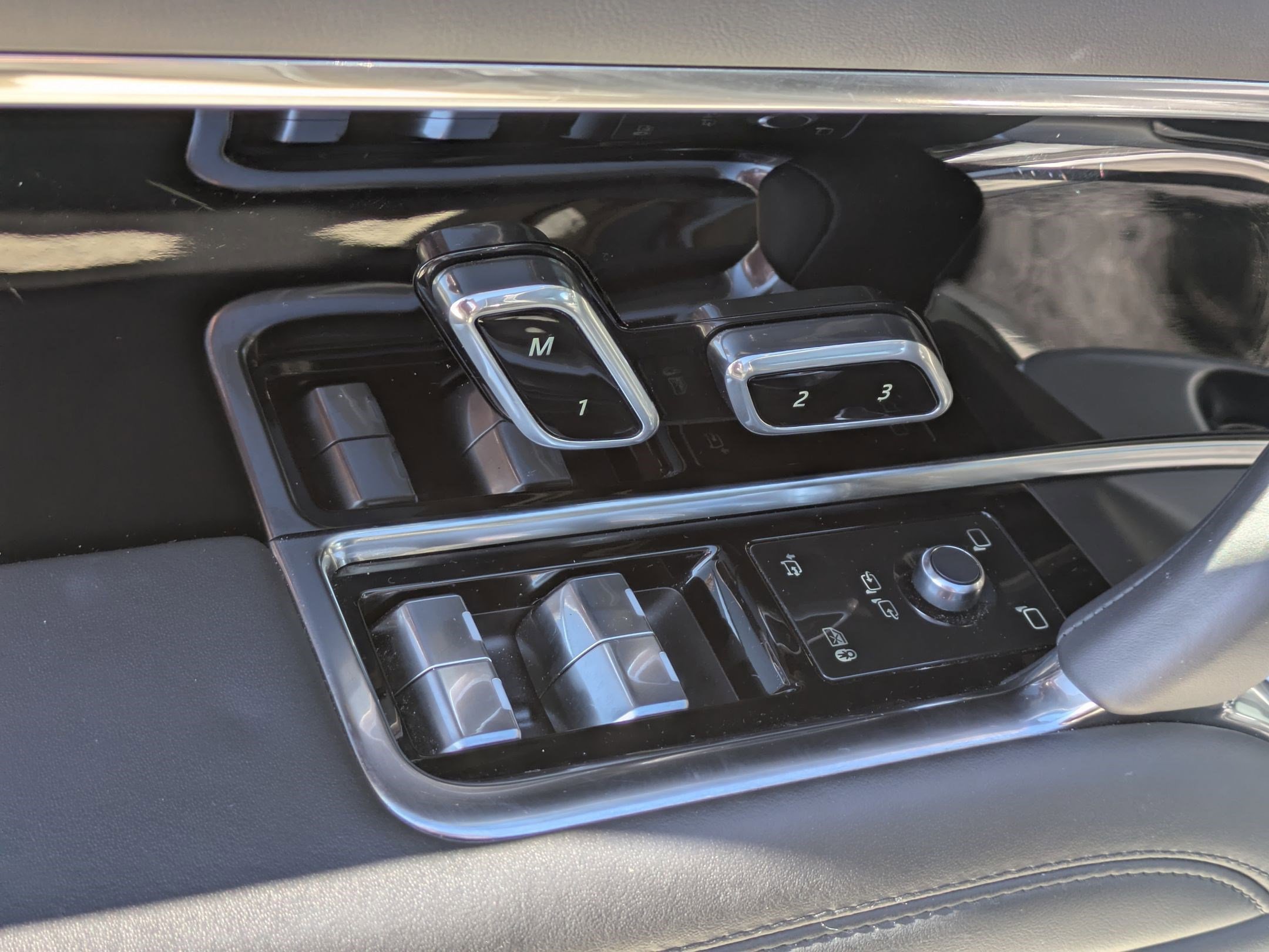 2024 Land Rover Range Rover SE