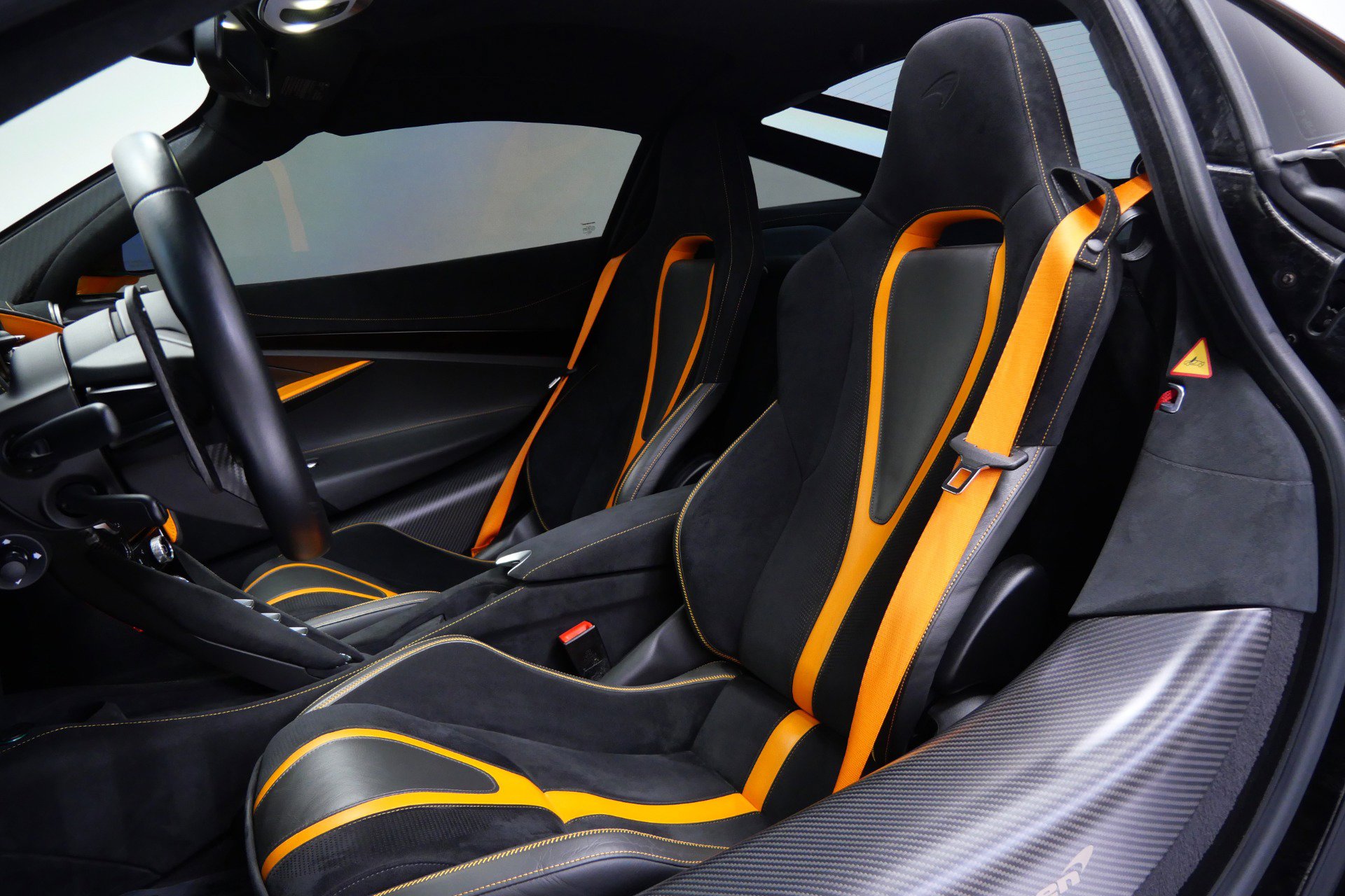 Used 2022 McLaren 720S Performance photo 25