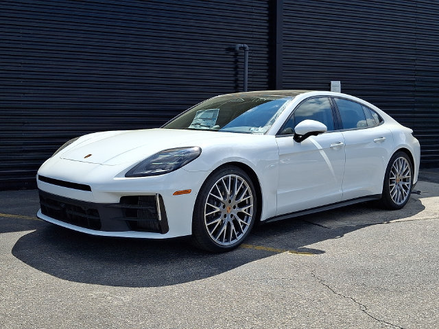 New 2026 Porsche Panamera 4