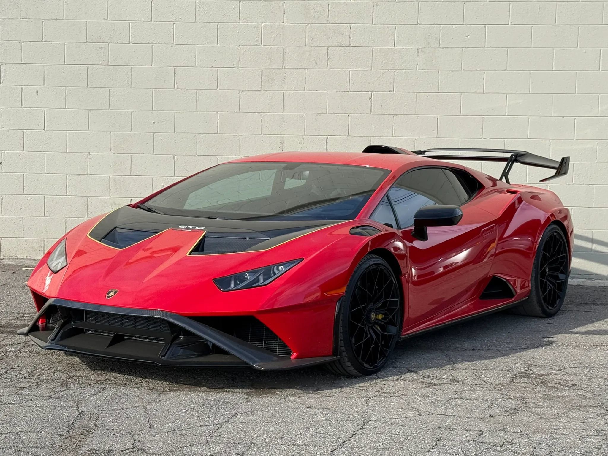 Used 2022 Lamborghini Huracan STO