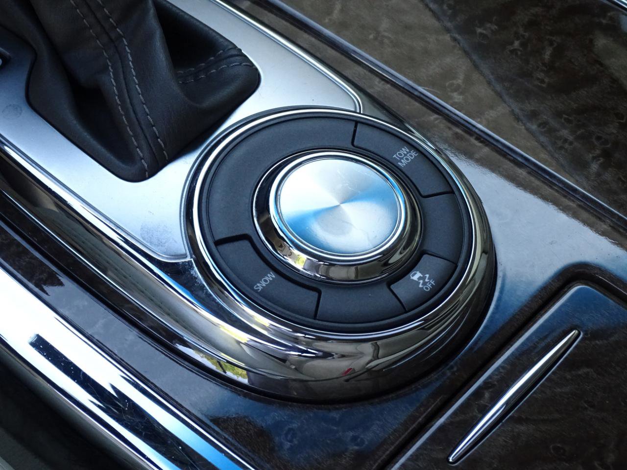 2017 INFINITI Qx80 2WD