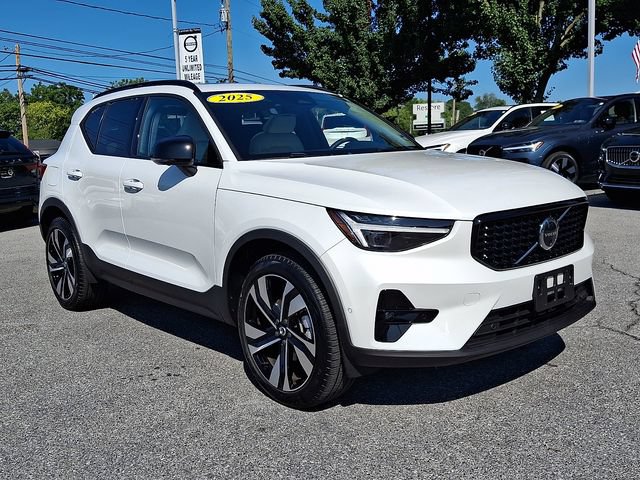 Certified 2025 Volvo XC40 B5 Ultra