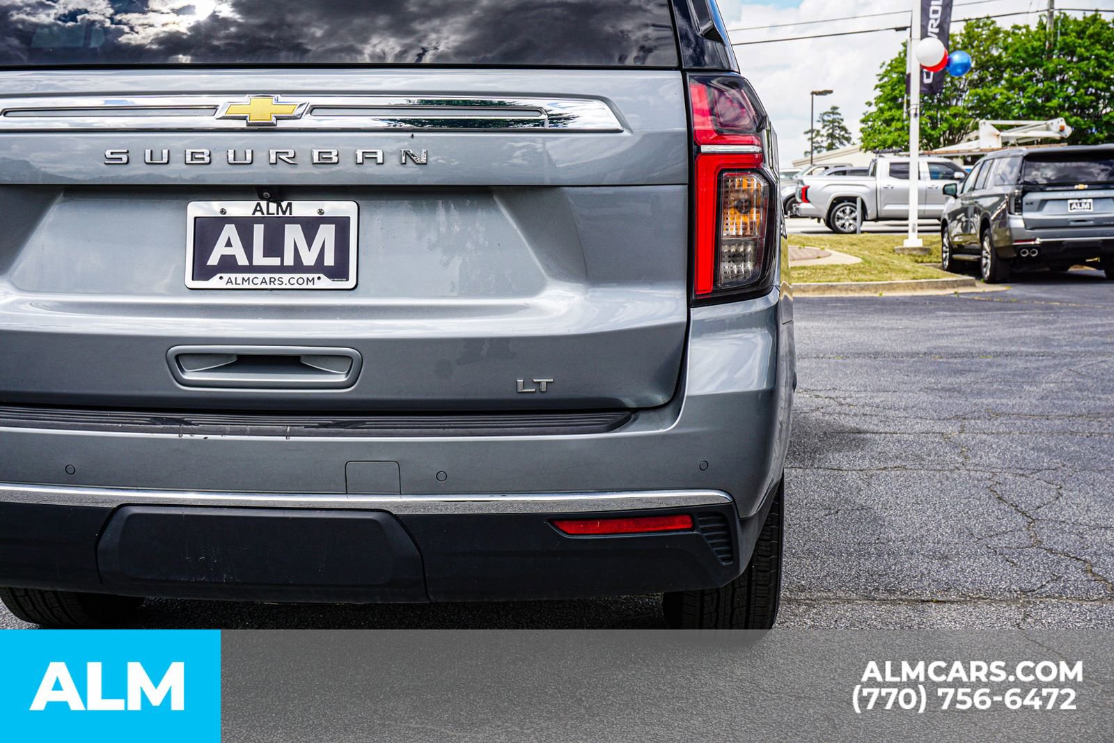 2024 Chevrolet Suburban LT