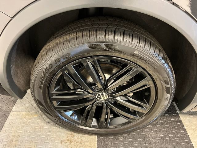 2022 Volkswagen Tiguan SE R-Line