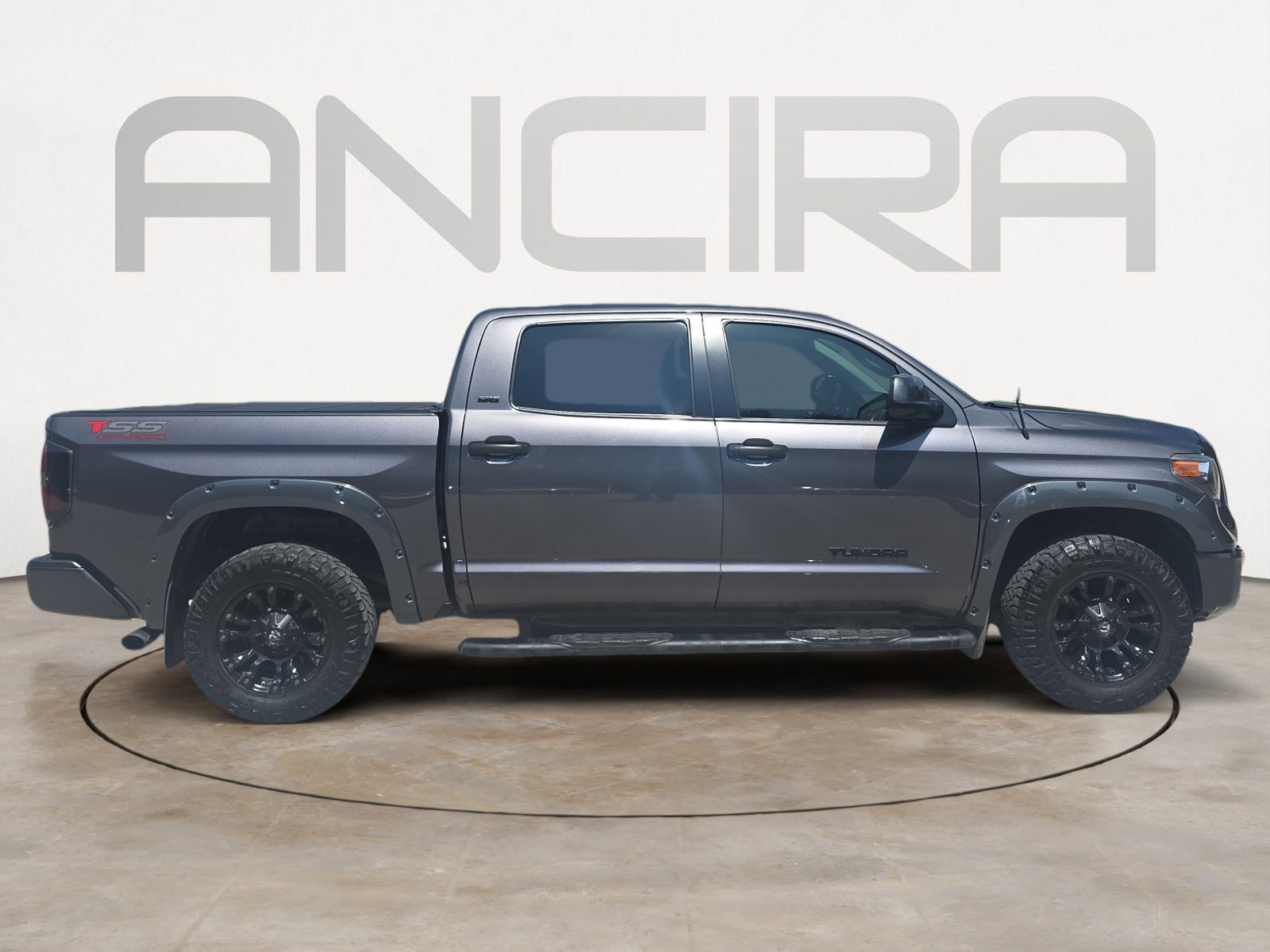 2017 Toyota Tundra SR5