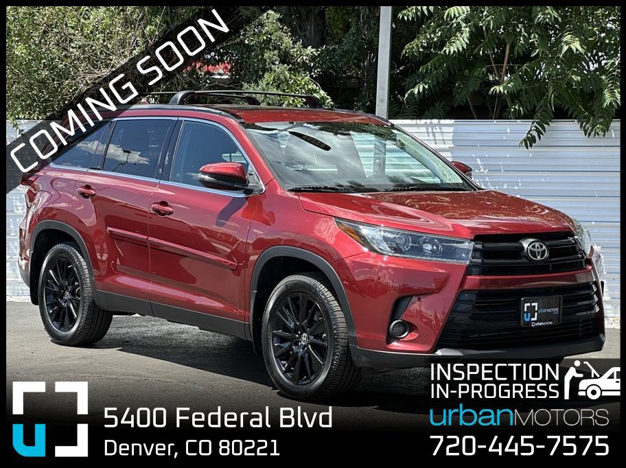 Used 2019 Toyota Highlander SE