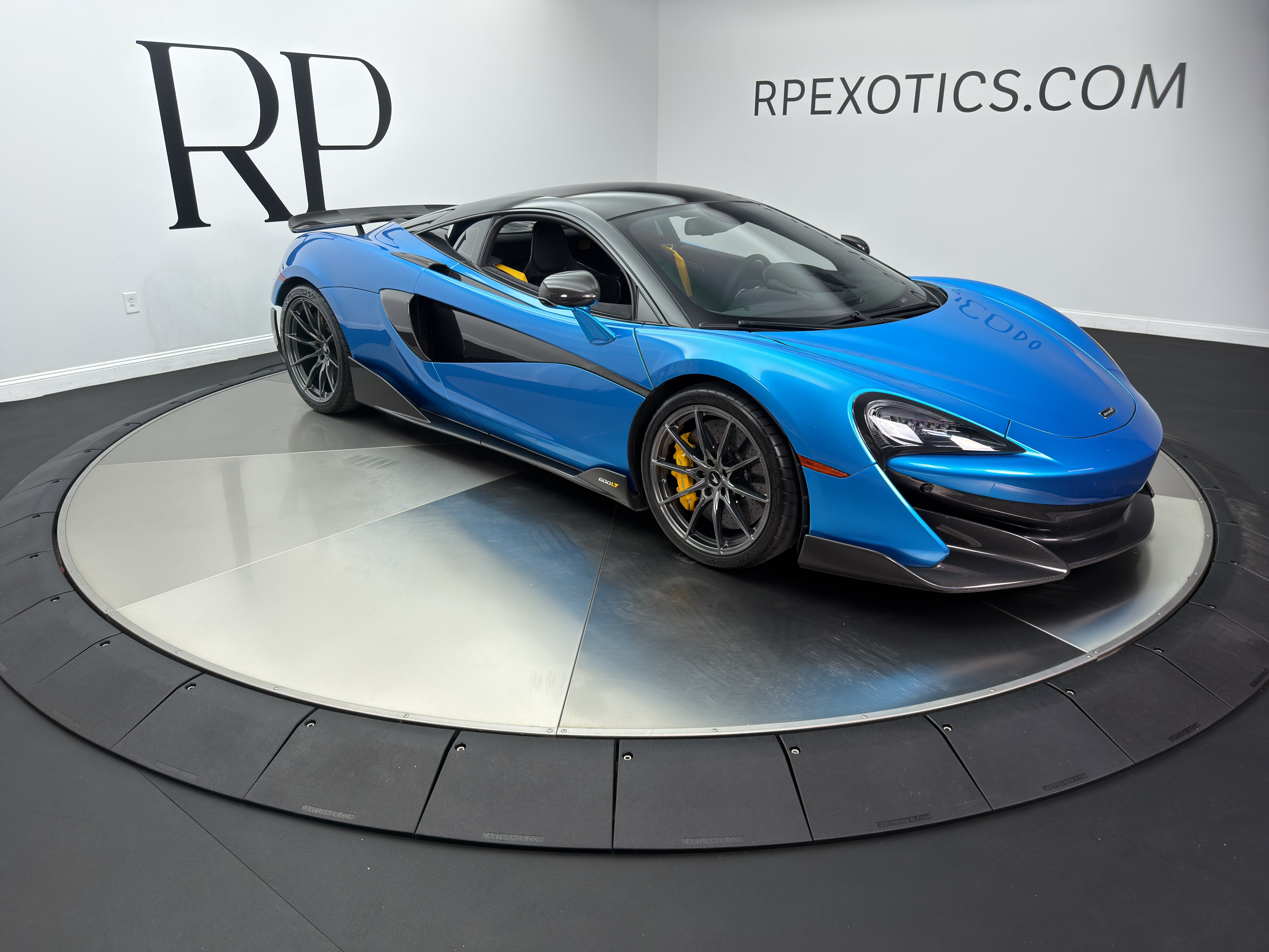 Used 2019 McLaren 600LT photo 8