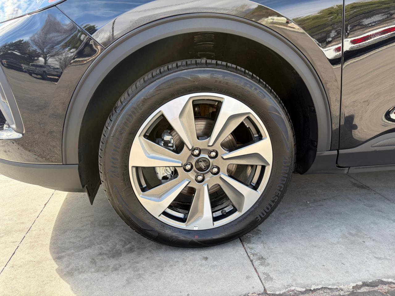 2025 Ford Escape Platinum