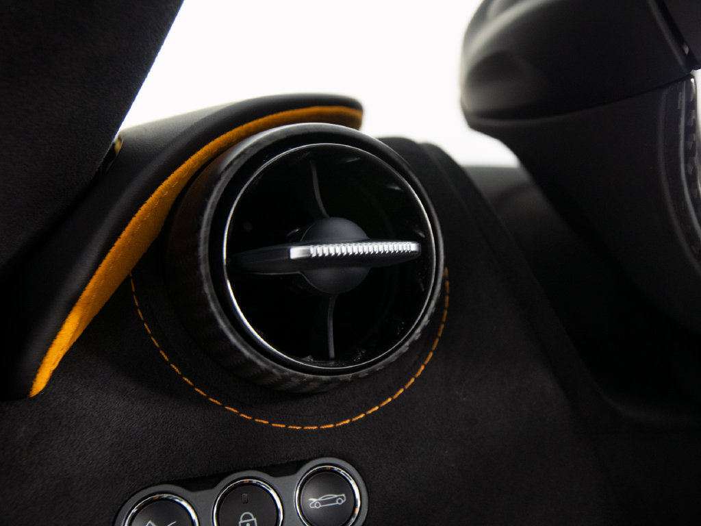 Used 2024 McLaren 750S Spider photo 18