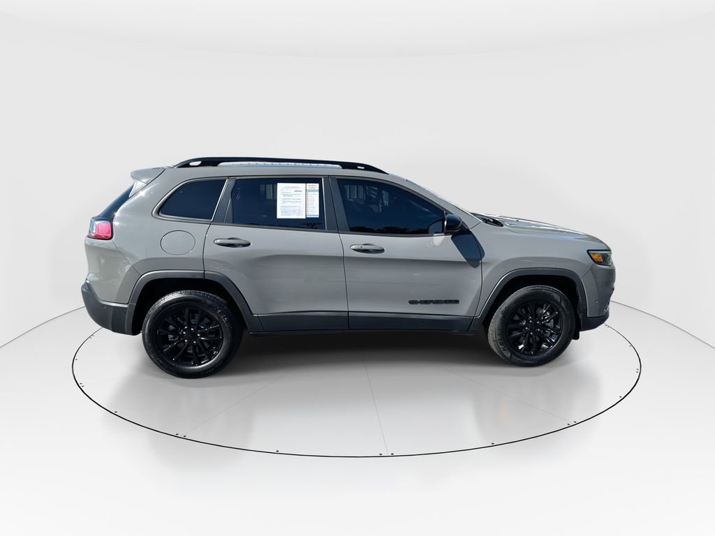 2023 Jeep Cherokee Altitude Lux