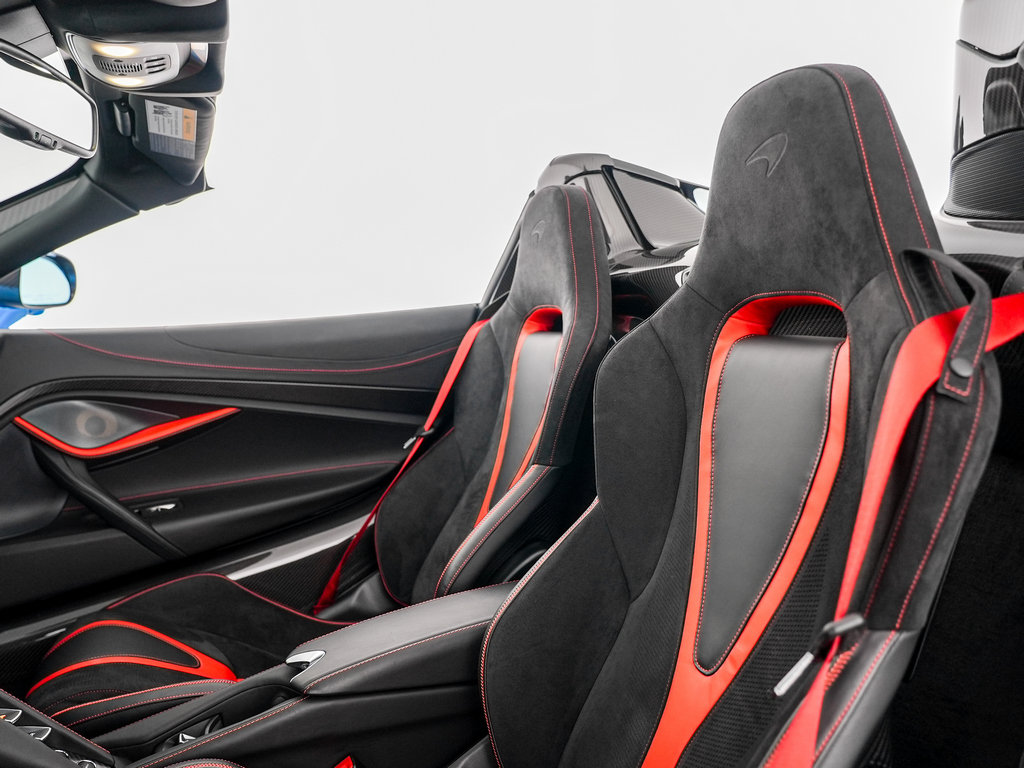 Used 2023 McLaren 720S Performance photo 13