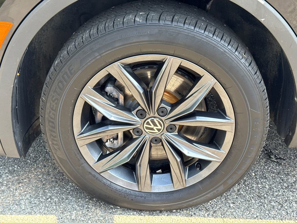 2023 Volkswagen Tiguan SE