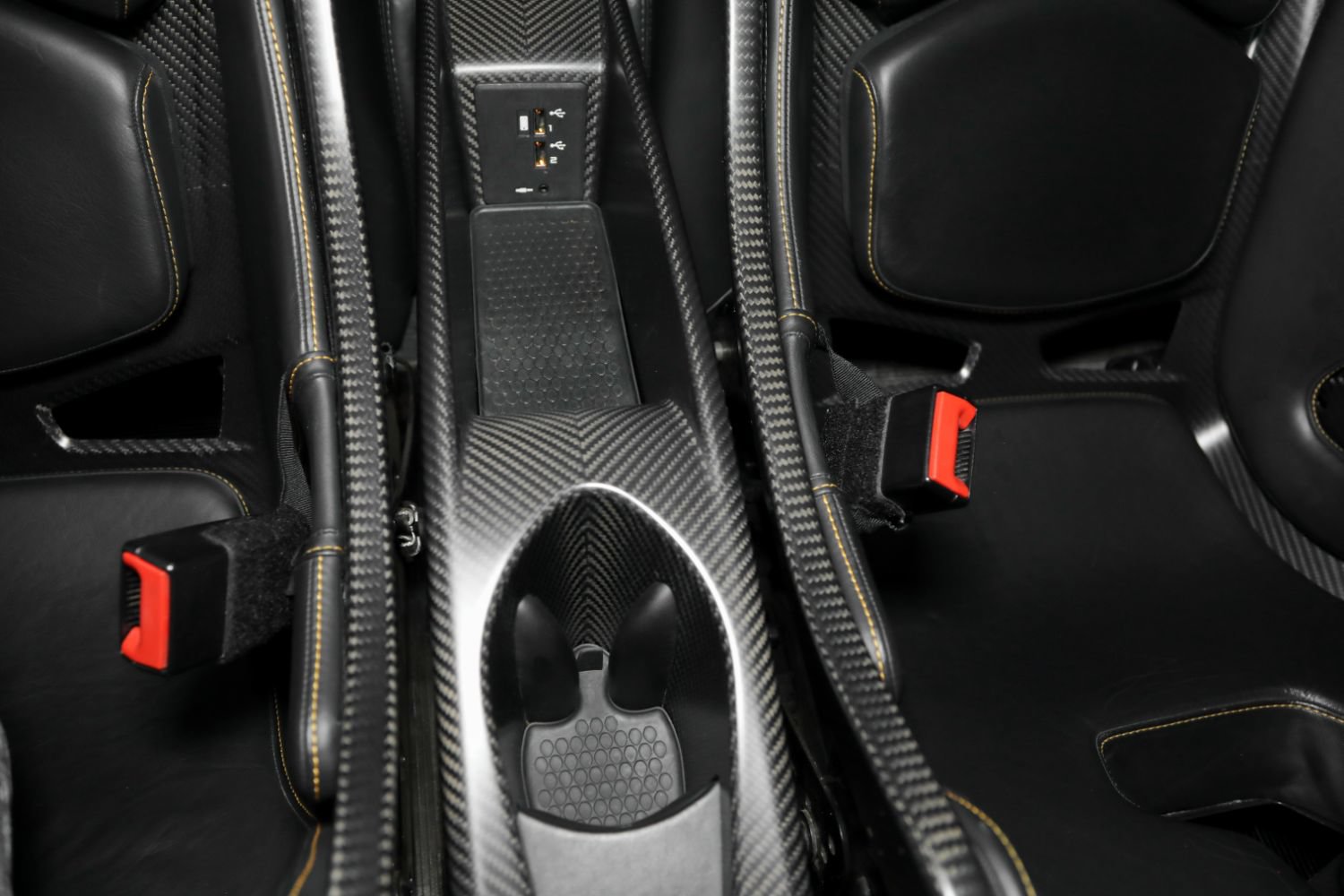 Used 2021 McLaren 765LT photo 42