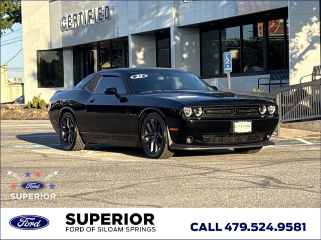 Used 2022 Dodge Challenger R/T w/ Blacktop Package