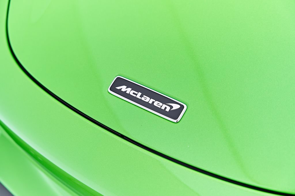 Used 2025 McLaren 750S Spider photo 40