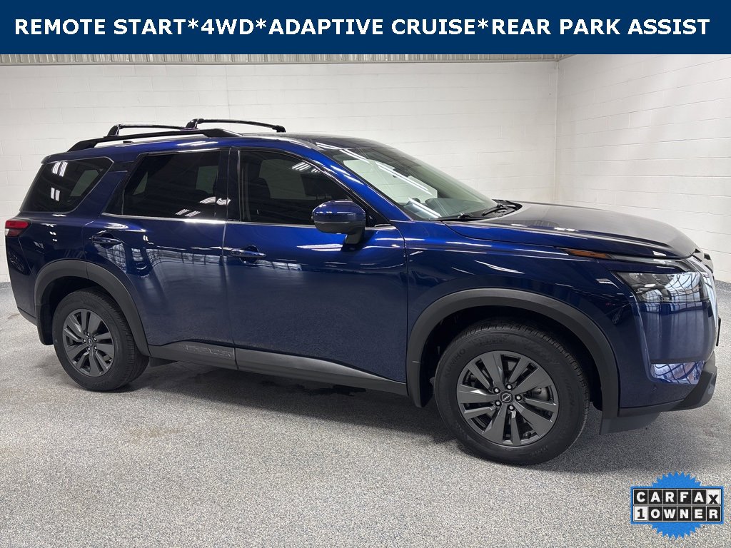 2024 Nissan Pathfinder SV