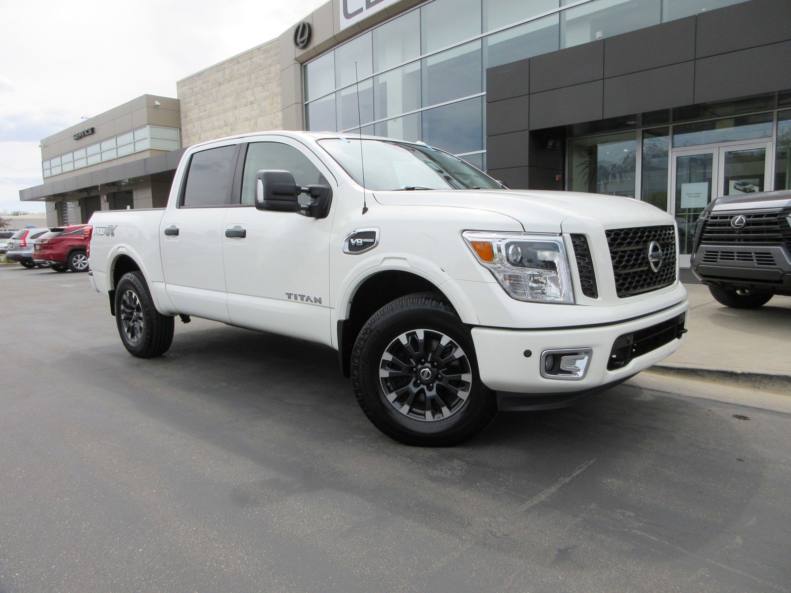 2017 Nissan Titan PRO-4X