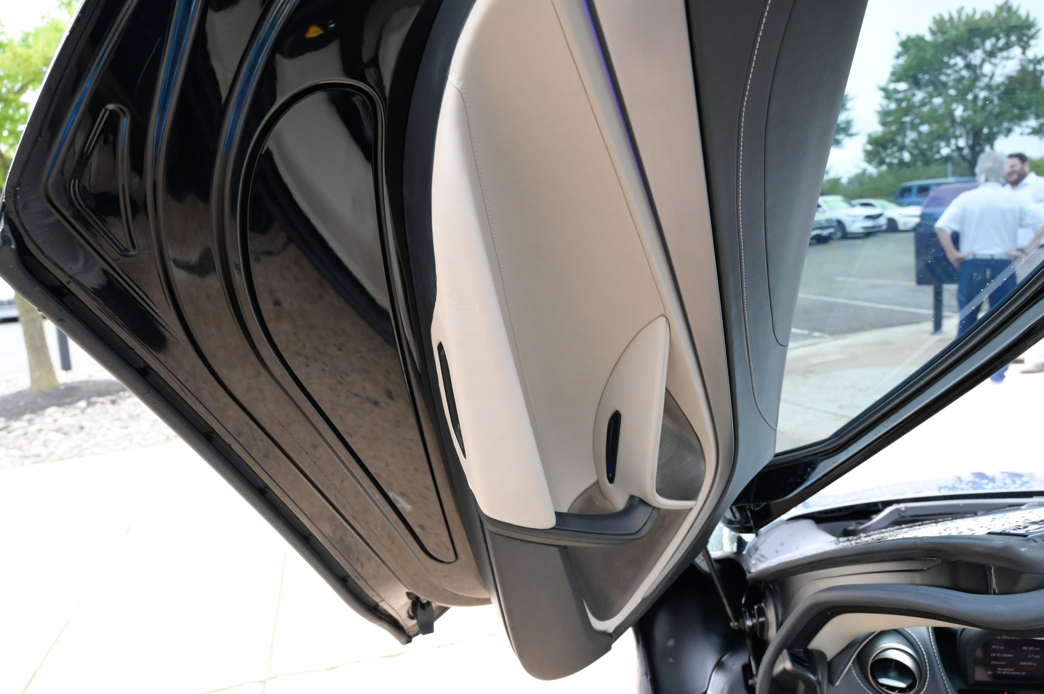 Used 2018 McLaren 720S Luxury photo 19