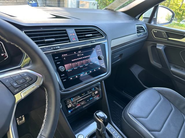 2023 Volkswagen Tiguan SEL R-Line