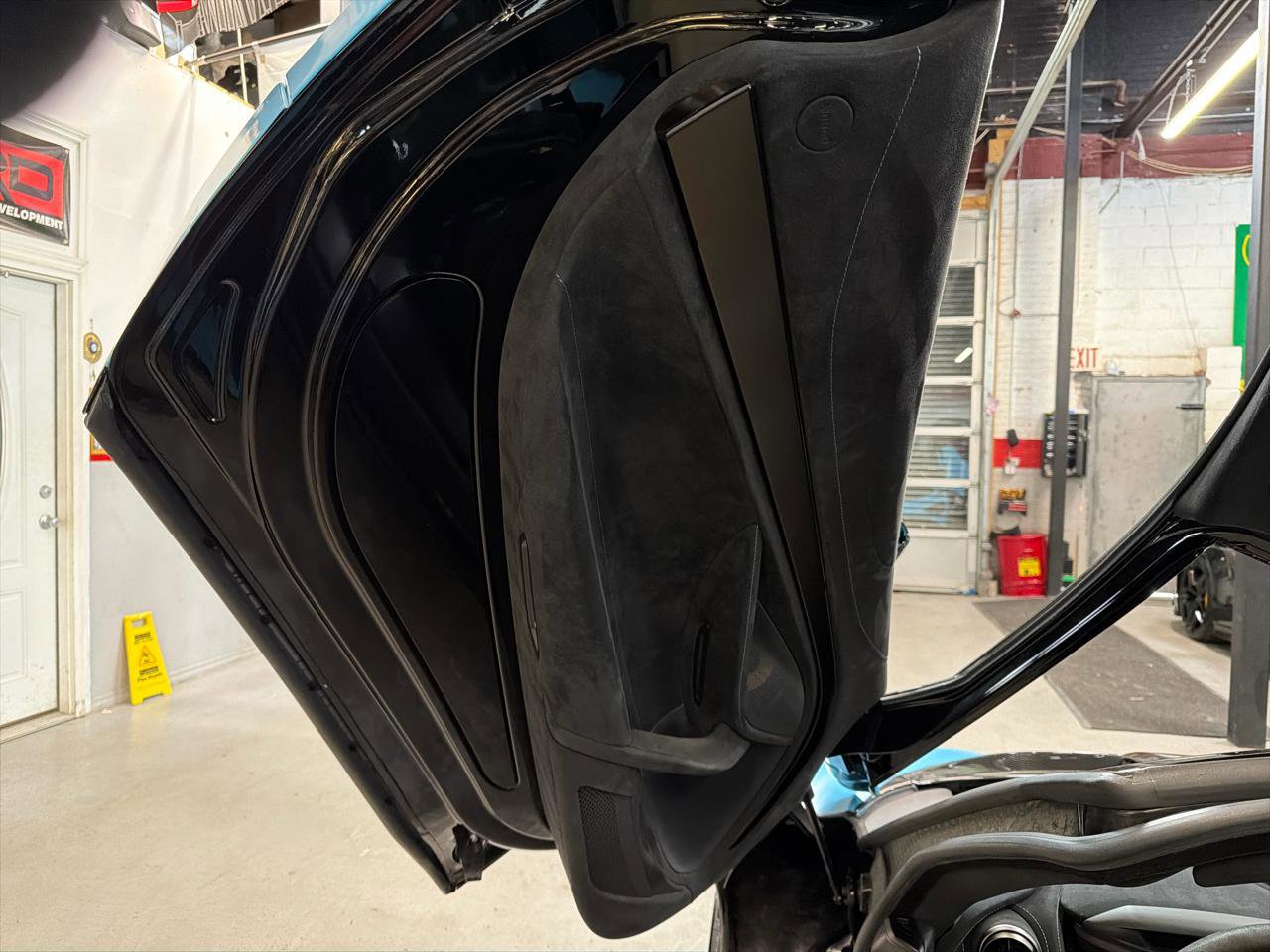 Used 2021 McLaren 765LT photo 34