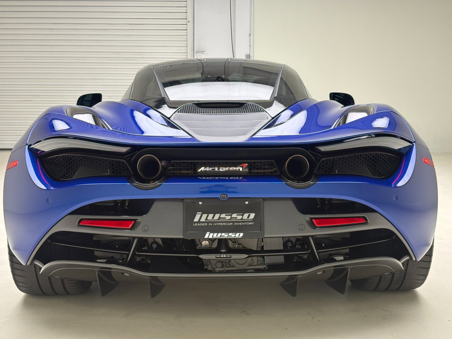 Used 2018 McLaren 720S Performance photo 8