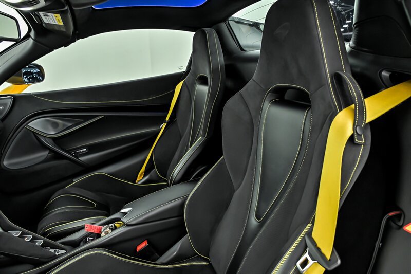 Used 2022 McLaren 720S Luxury photo 25