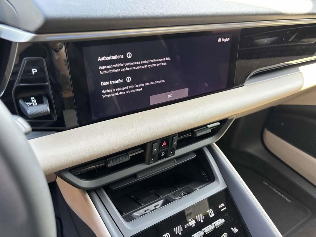 2025 Porsche Macan Electric