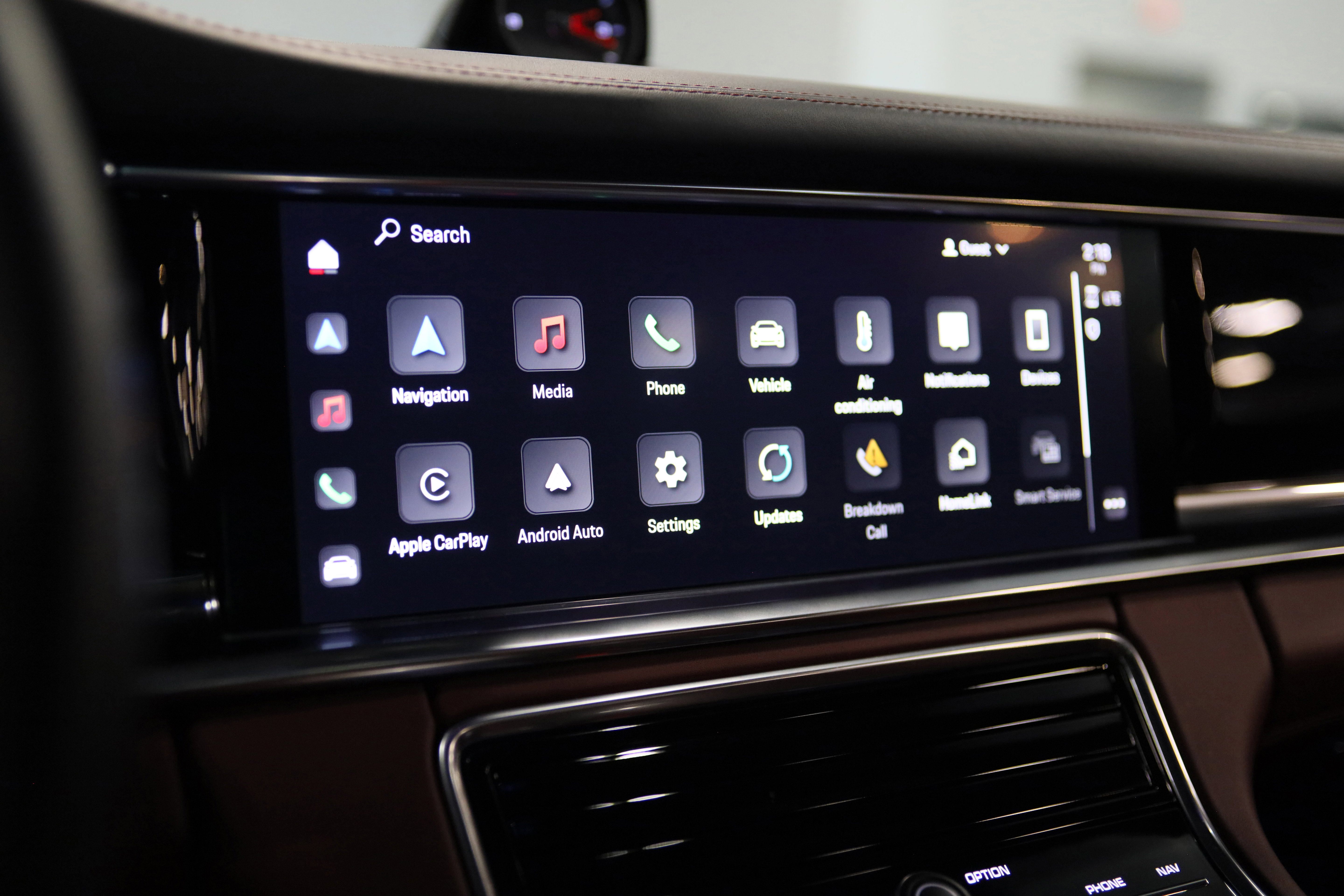 2022 Porsche Panamera 4