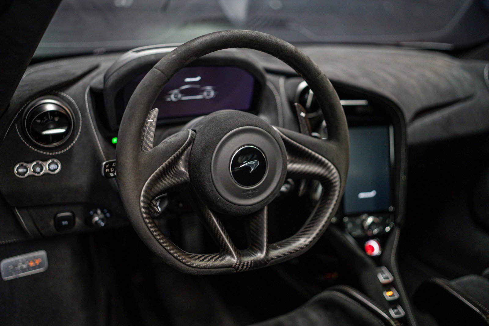 Used 2021 McLaren 765LT photo 8