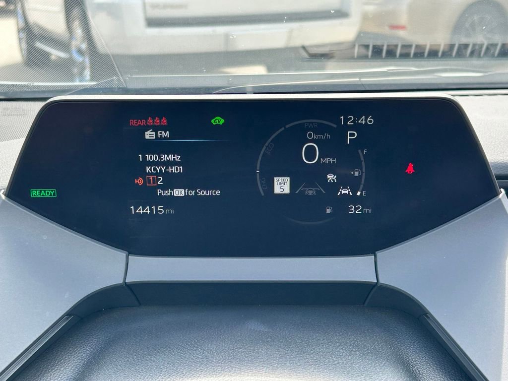 2025 Toyota Prius XLE