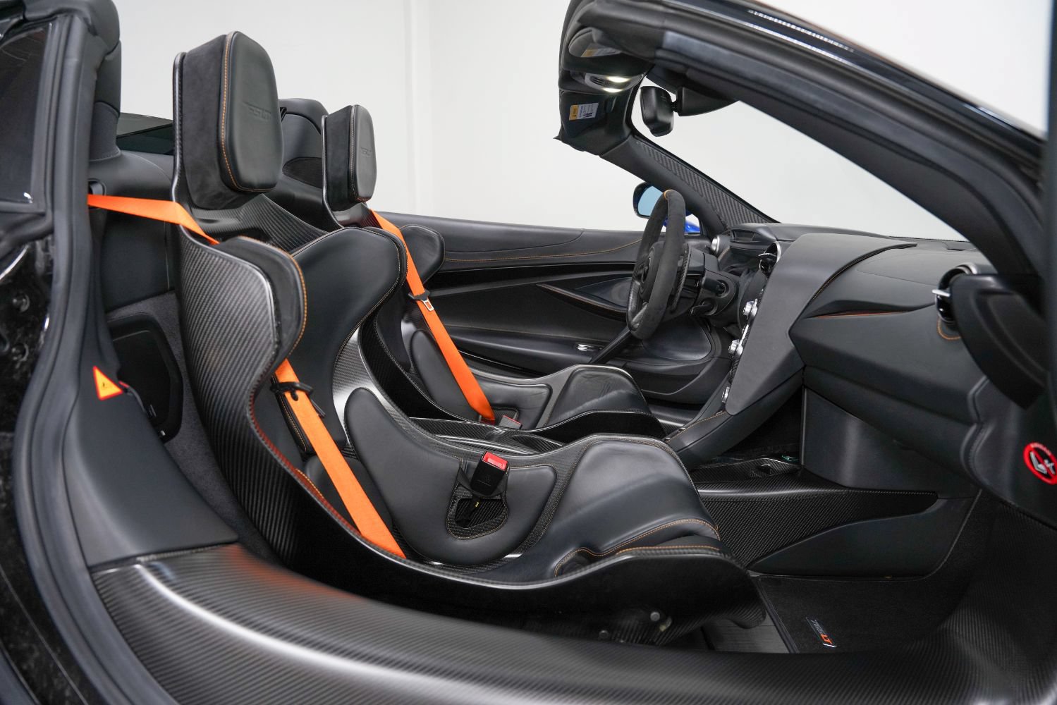 Used 2022 McLaren 765LT photo 33