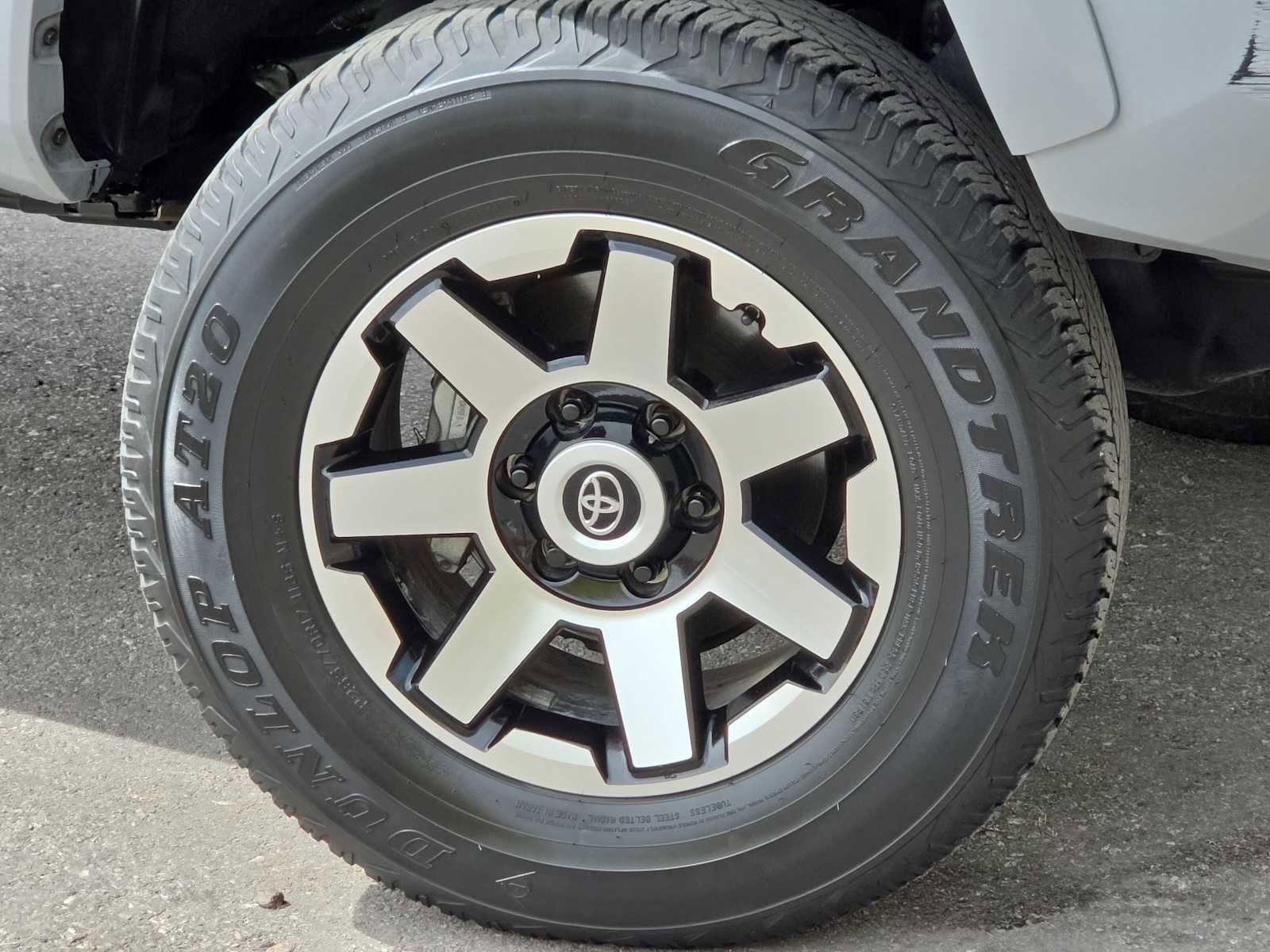 2020 Toyota Tacoma TRD Sport