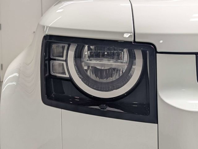 2023 Land Rover Defender 110 S