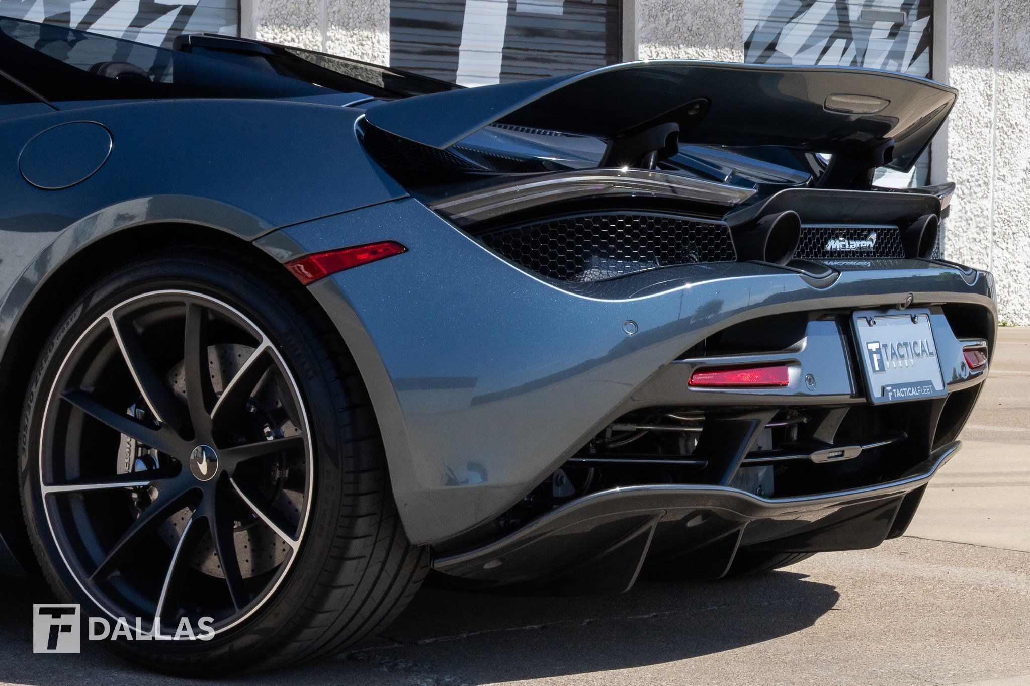 Used 2020 McLaren 720S Spider photo 12