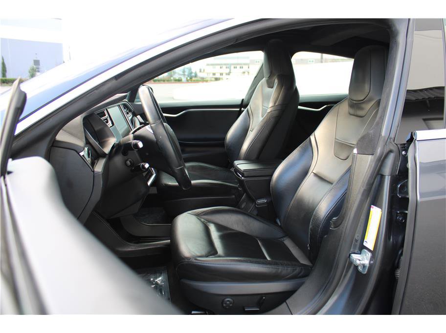 2015 Tesla Model S 85D