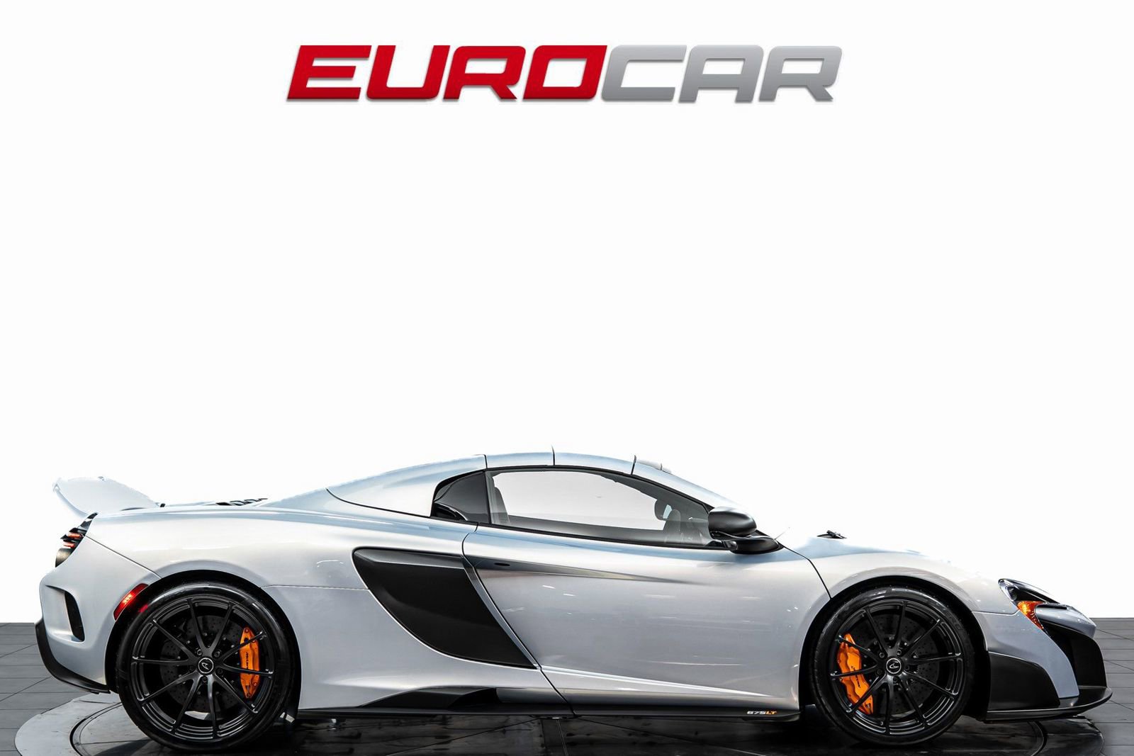Used 2016 McLaren 675LT Spider photo 8