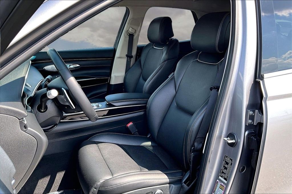 2025 Genesis Gv70 2.5T