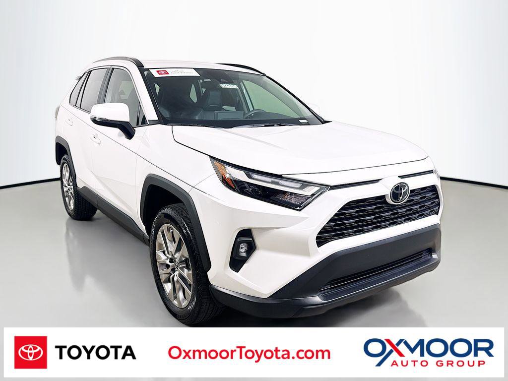 2025 Toyota RAV4 XLE Premium