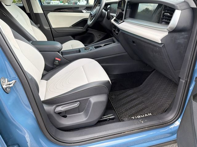 2025 Volkswagen Tiguan SE