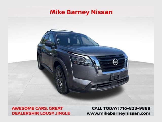 Used 2022 Nissan Pathfinder SV