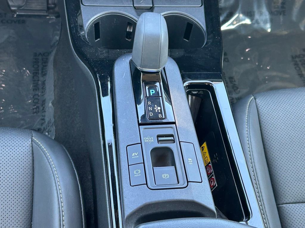 2025 Toyota Prius XLE